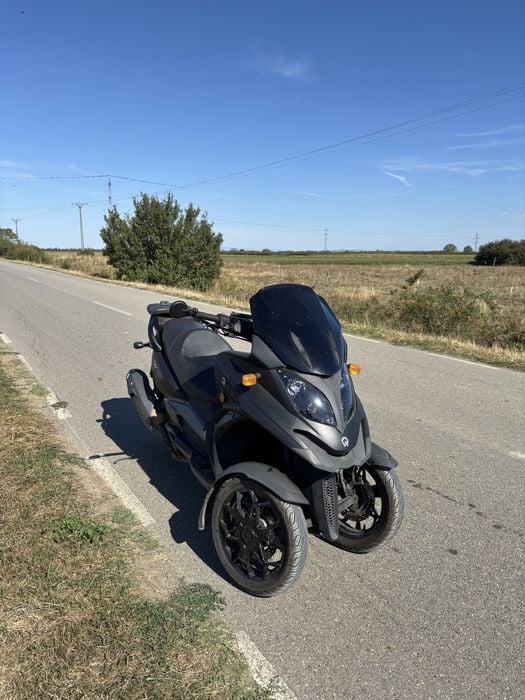 Motocicleta 3 roti Quadro QV3