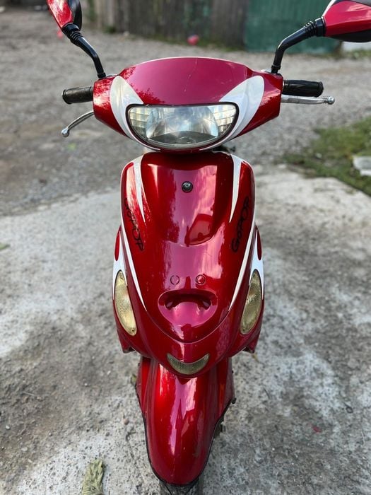 Vând scuter 49cc
