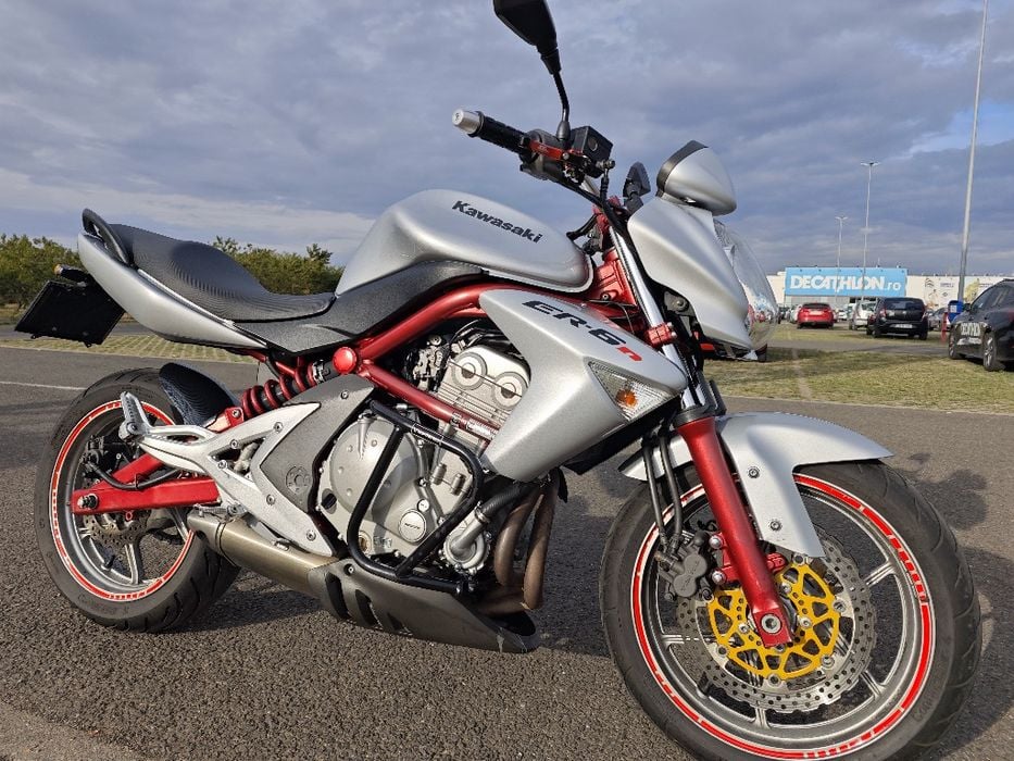 Kawasaki ER-6n er6n er6 an 2006 stare foarte buna, se poate limita A2