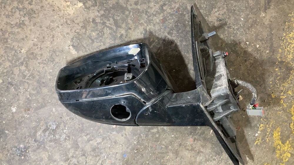 Oglinda
Land Rover Range Rover Discovery Sport L550 2014 - 2019