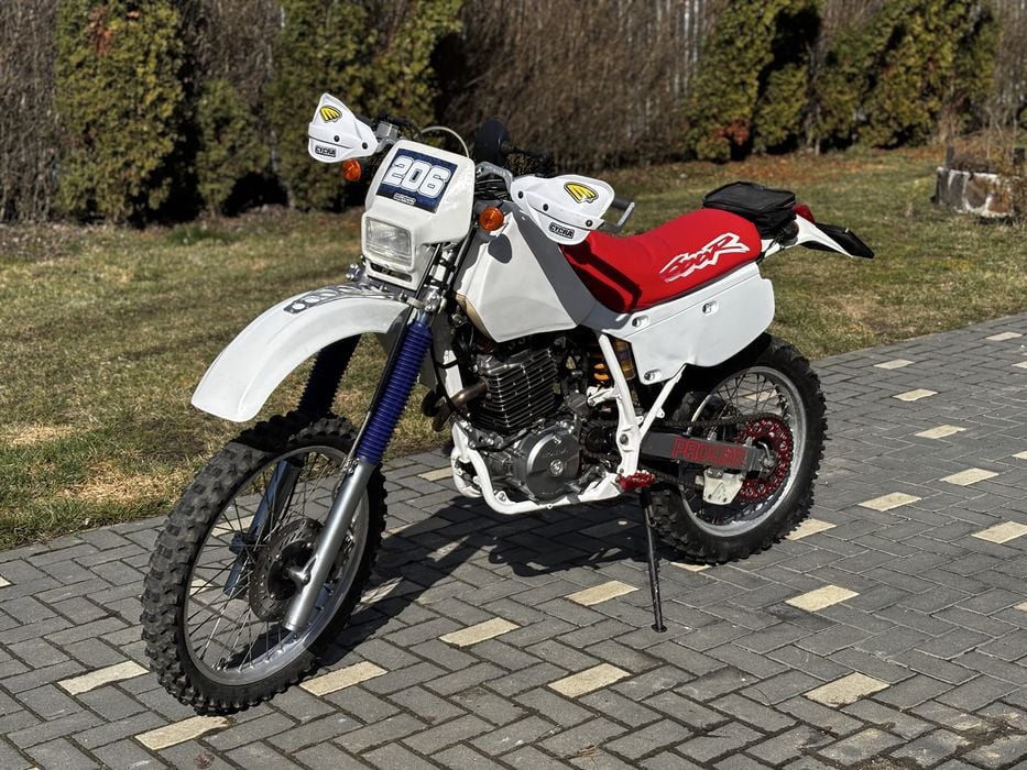 Honda XR600R enduro și supermoto