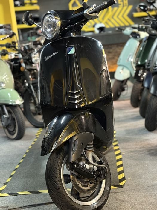 Piaggio vespa primavera