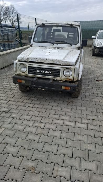 Vand capota, bara far Suzuki Samurai