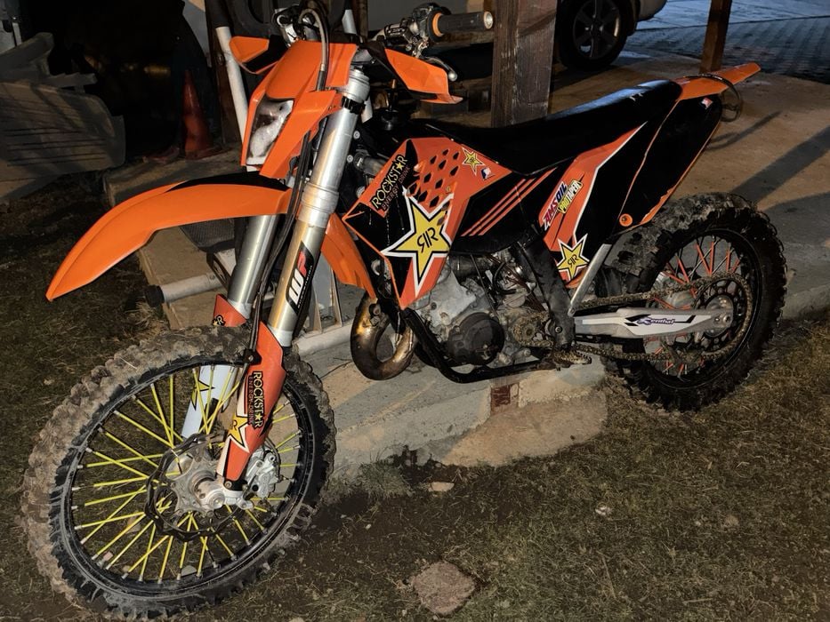 Vând ktm 125 exc 2t  an 2012