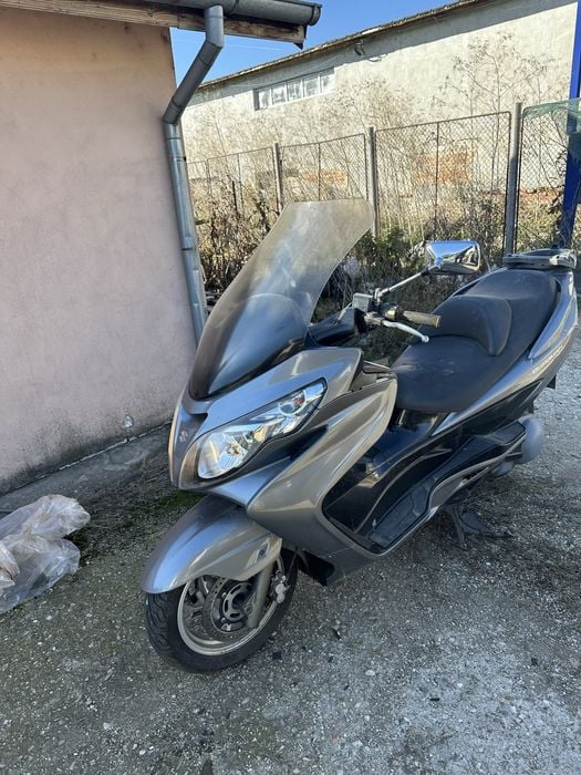 Suzuki Burgman AN400