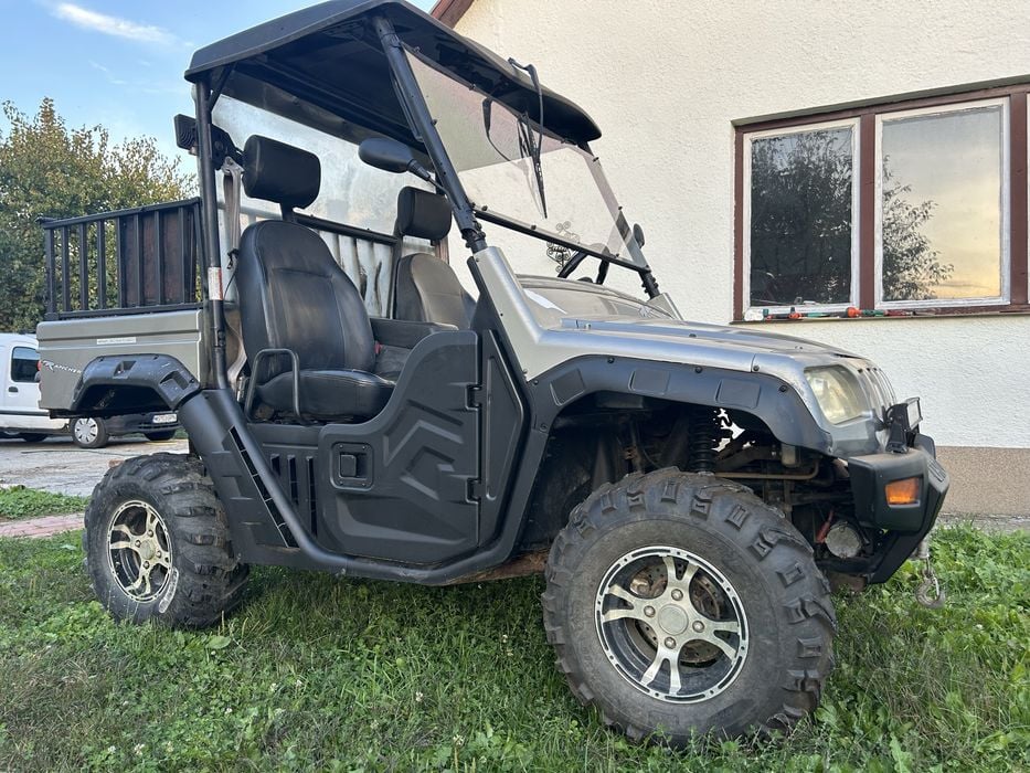 Cf moto rancher cu folii laterale