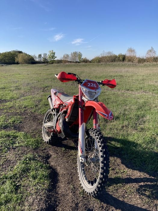 Vând beta xtrainer 300