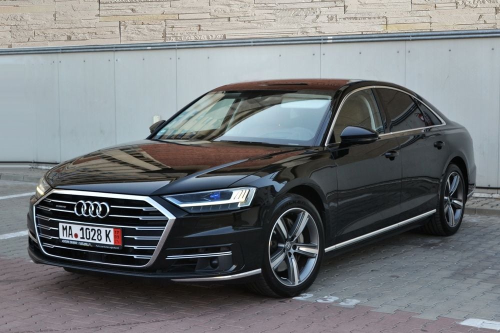 Audi A8 Long 3.0 d  Quattro   farurile full Laser Panoramic