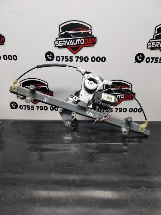 macara usa fata dreapta nissan navara (2004->) 2.5 motorina 2008