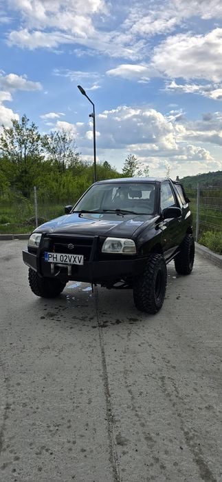 Vând Suzuki grand vitara 2.0 i