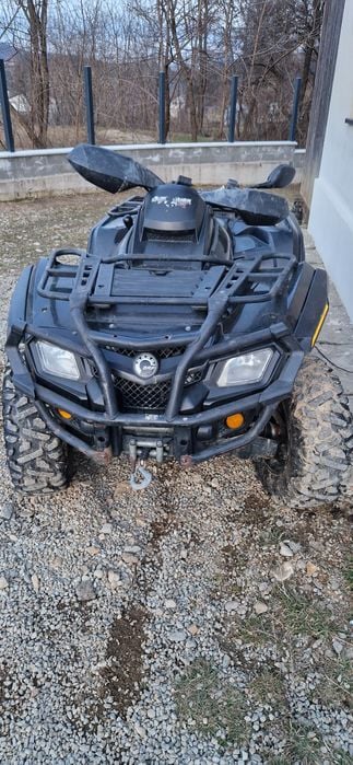 Vând Can Am outlander 800