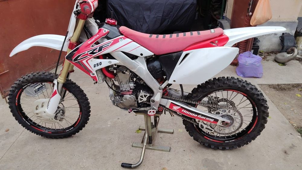 Honda CRF 250 cross