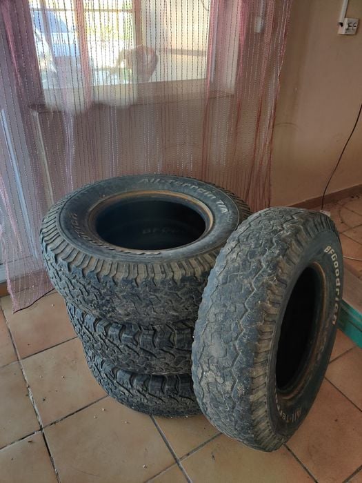 Cauciucuri Toyota Hilux