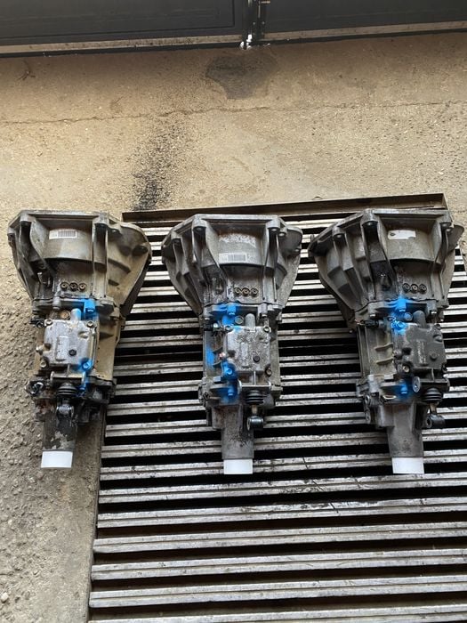 Vand si repar cutii viteze suzuki jimny model R72