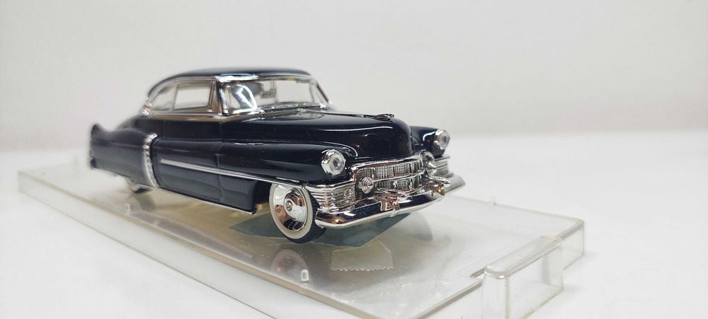 Machete auto americane si asiatice 1/43