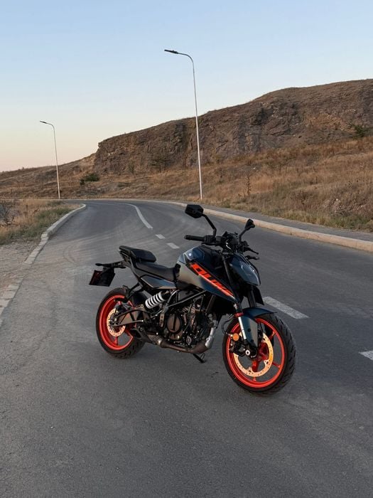 KTM Duke 125 2024