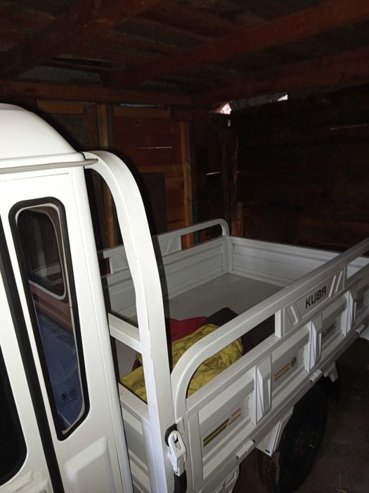 Mașina electrică noua nouță