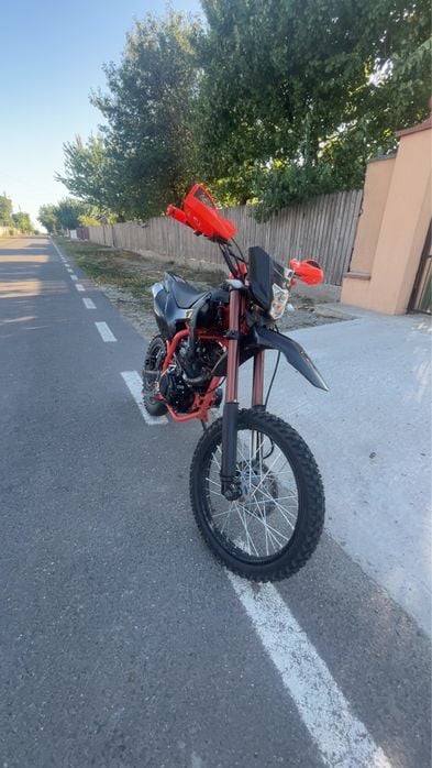 Vand cross 150 cc aproape nou