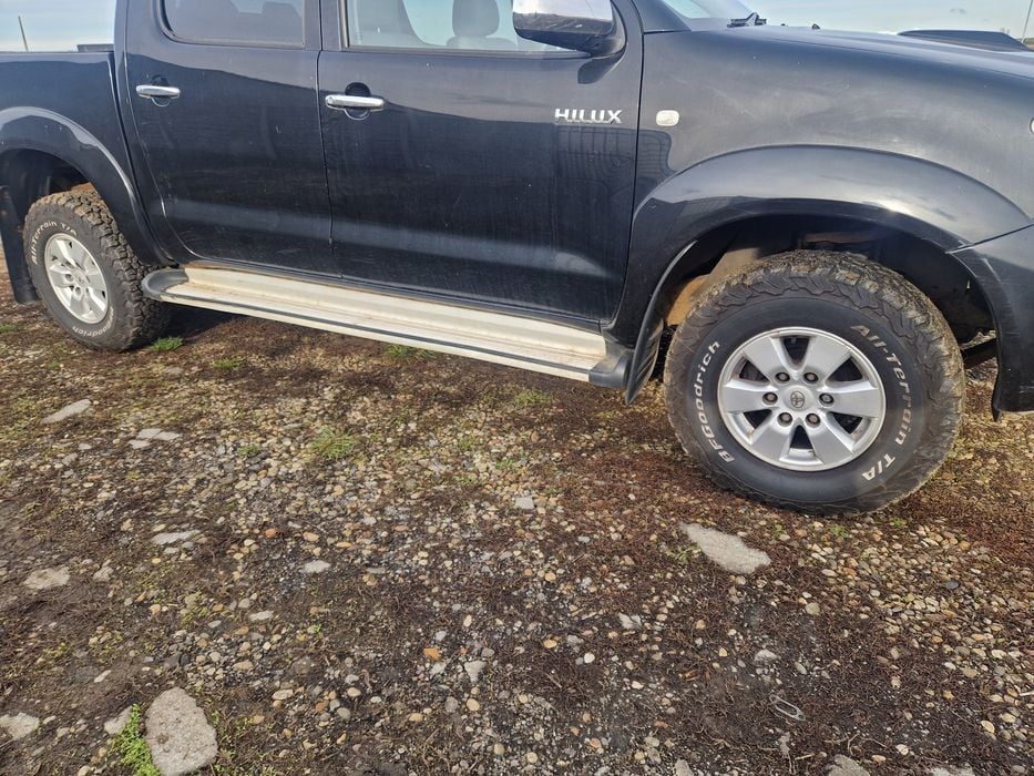 Portiere/usa Toyota Hilux 2006-2014