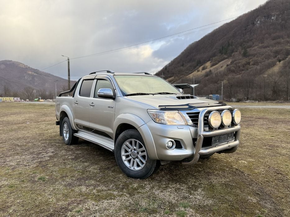 Toyota hilux 3.0/171 cp ! Euro 5