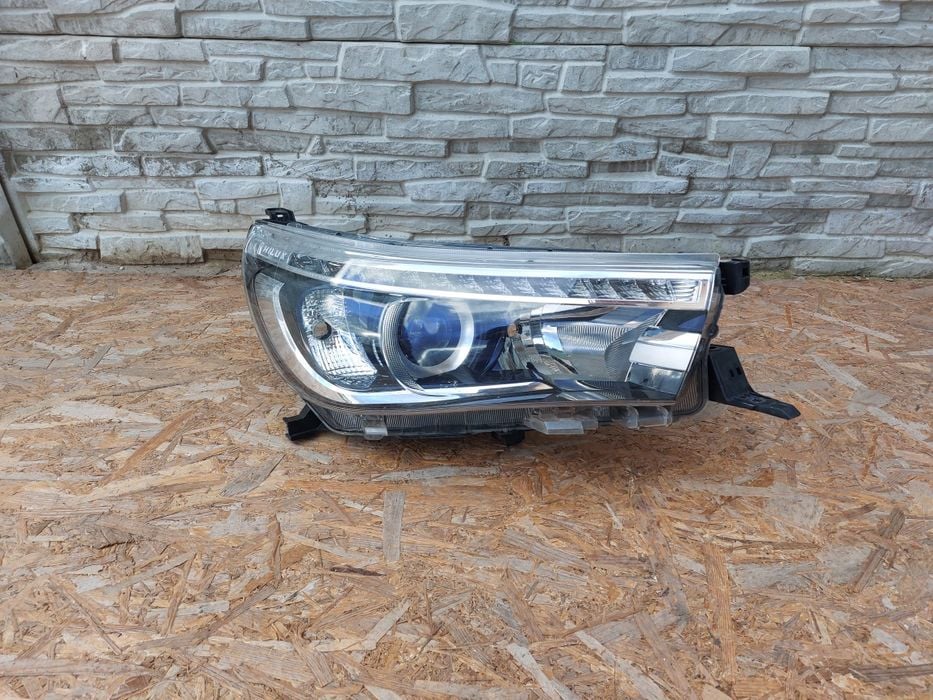 Far dreapta toyota hilux led original
