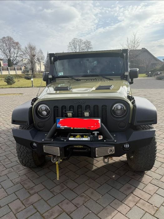 Jeep Wrangler Sahara 2013 – 2.8 CRD, 200 CP – Întreținut Impecabil