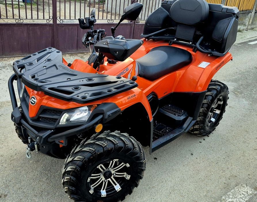 Cfmoto 450L Touring an 2022 , 1100km , L7e  acte Germania