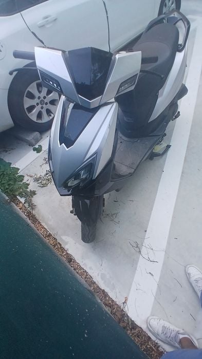 Vând scuter FĂRĂ PERMIS, german