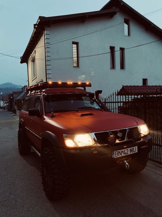 Vând Nissan Patrol Y61 2002