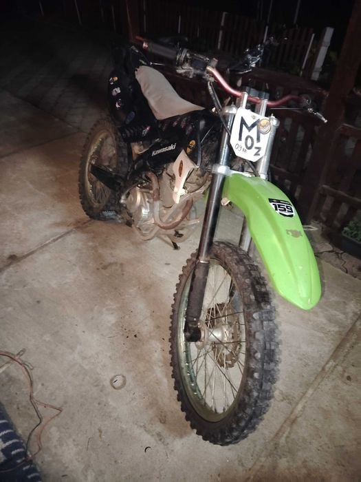 Vând kawasaki 250cc 4t