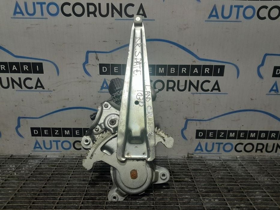 Macara dreapta spate Toyota Land Cruiser J12 2002 - 2010 SUV 4 Usi (1030)