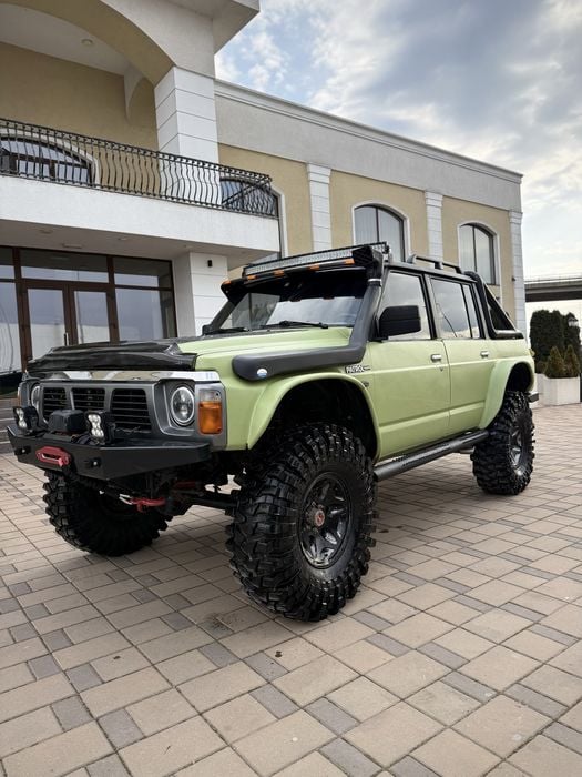 Nissan patrol y60 (OffRoad)