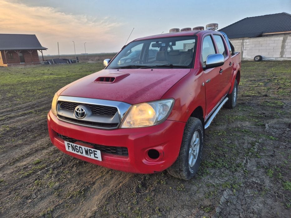 Toyota Hilux 2011 2.5 Manuala volan dreapta