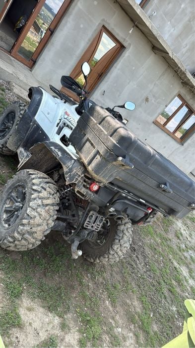 Vând Atv tgb 550