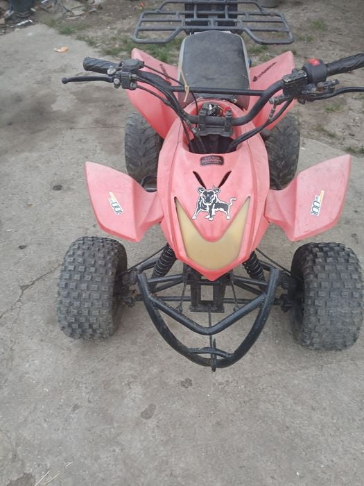 Vând atv 125 cc în stare de funcționare