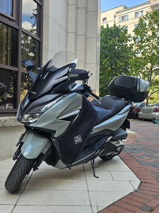 Scuter Honda Forza 350 all season