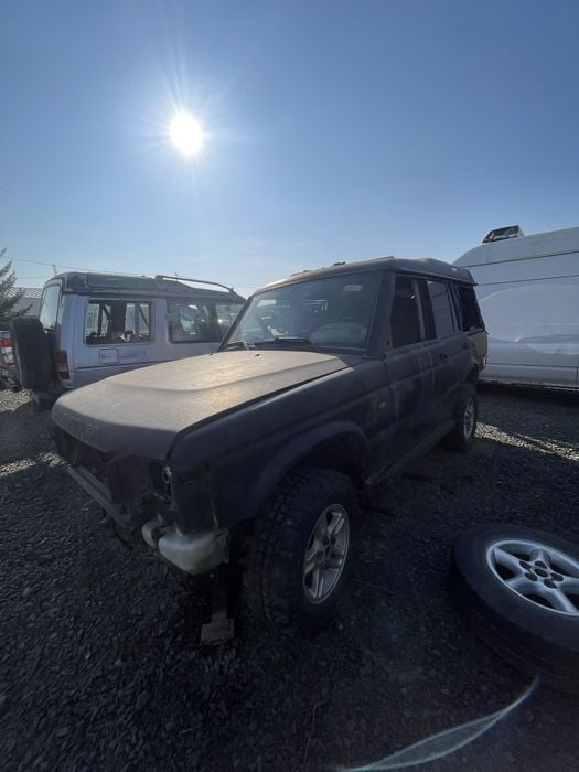 Dezmembrez Land Rover Discovery 2 ( 2.5 TD5)