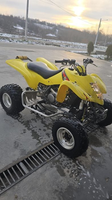 Vând schimb suzuki ltz 400 ak 47 perfect funcțional