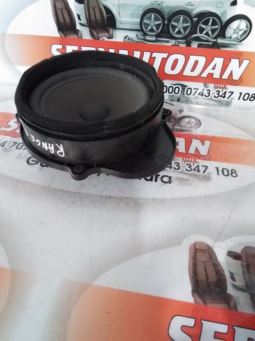 boxa land rover discovery 4 (2009->) 3.0 motorina 2012