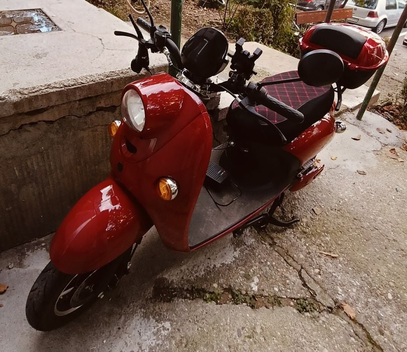 Scuter electric fără permis