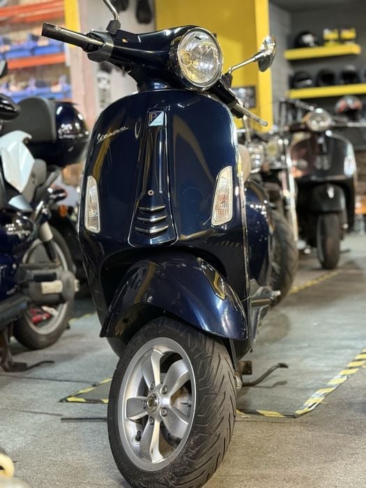 Piaggio vespa primavera