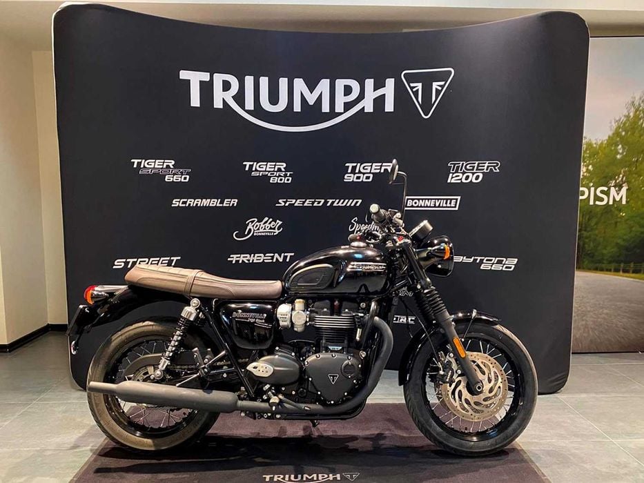 Motocicleta Triumph Bonneville T120 Black 2025 Second | Rate | Leasing