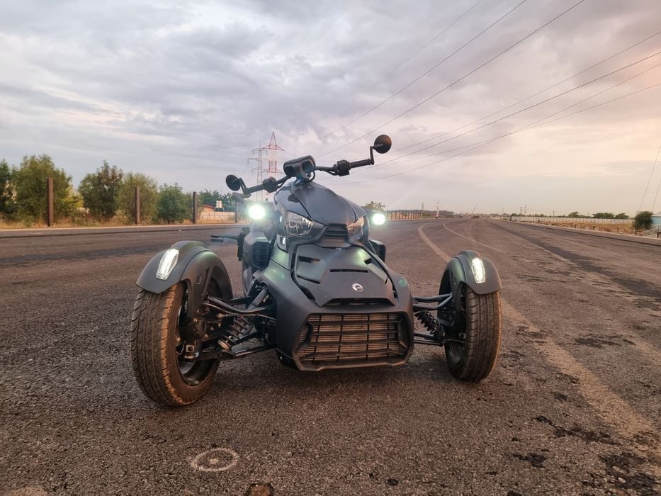 Can-Am Ryker 900 SPORT - 82cp