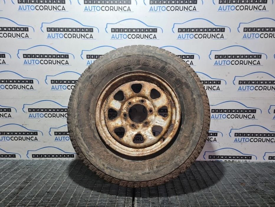 Roata rezerva Nissan Navara D22 1998 - 2004 SUV (900)