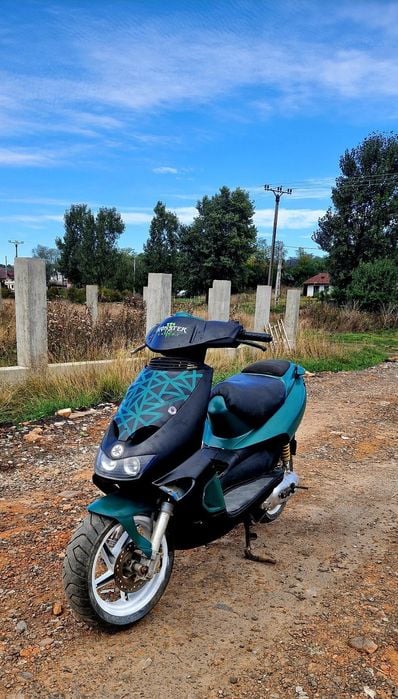 Scuter aprilia sr 50