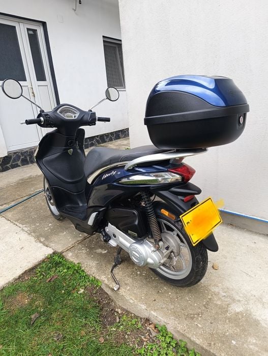 Vând scuter Piaggio Liberty 50 cm