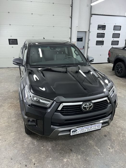 Toyota Hilux Invincible 2.8d 48V Mild Hybrid , Pret afisat TVA inclus