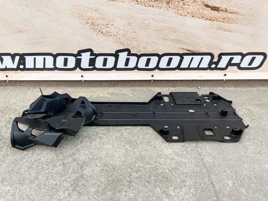 Set scut plastic Can-Am Outlander Max 1000 / 650 XTP