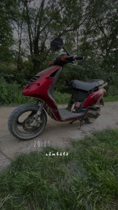 Vand scuter 49cc sau schimb pe alt scutet mai mare