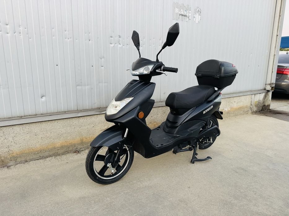 RATE FIXE fara avans, livrare Scuter electric ZTECH 25km/h fara permis